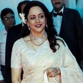 Esha Deol's mother Hema Malini looking beautiful in a Neeta Lulla designed sari at her Reception