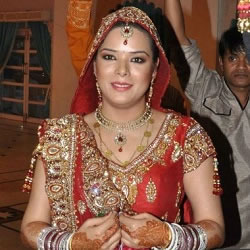 Udita Goswami in her Bridal Dress, arriving for the Jaimala ceremony with Mohit Suri.