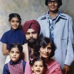 Nikki Haley with parents (Raj and Ajit Randhawa), brothers (Miti and Gogi Randhawa) and sister (Simran Singh).