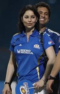 Photo of Sachin Tendulkar and his wife, Anjali Tendulkar at IPL.
