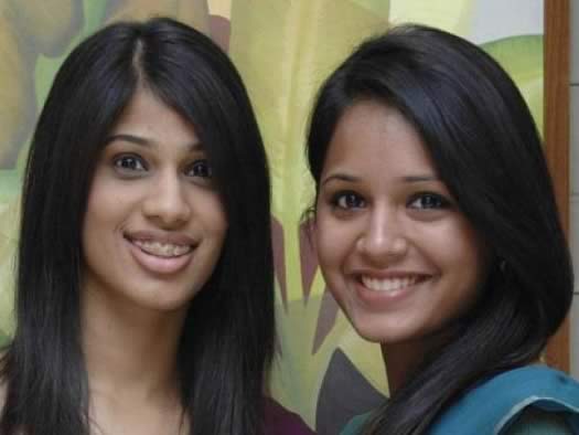 Dipika Pallikal and Joshna Chinappa won Squash Gold Medal at CWG